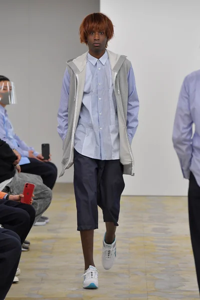 Look 29